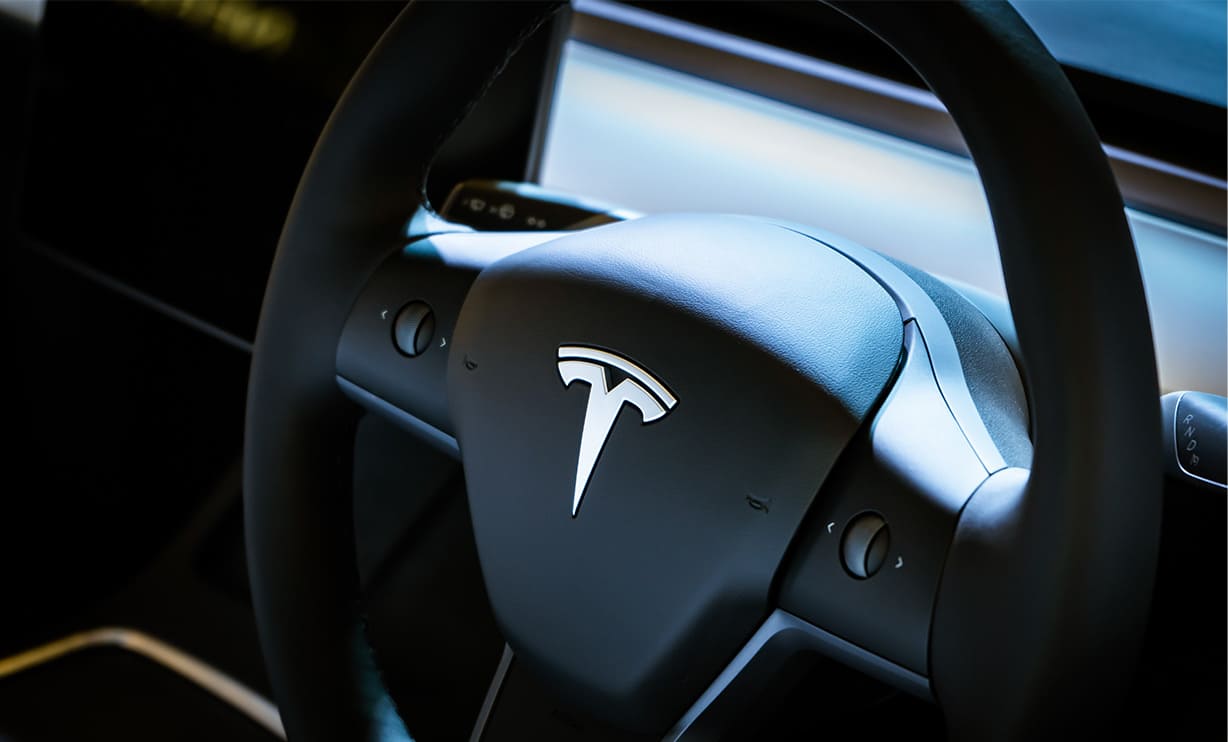 tesla de La Prairie